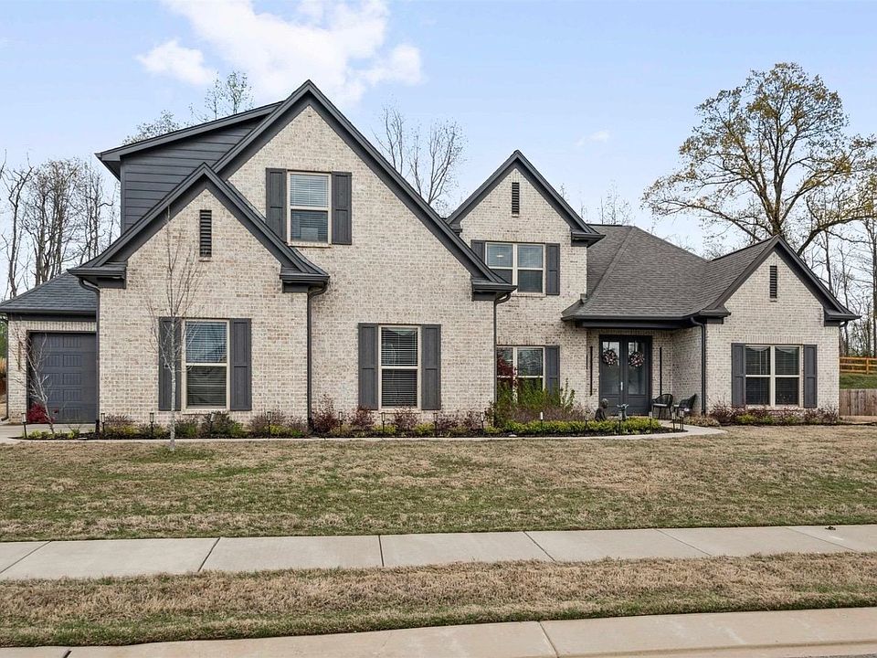 1st image of 431 George Ellis Dr