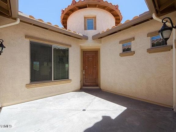 29387_courtyard