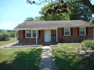 1004 Junior Ave, Shenandoah, VA 22849