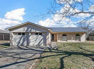 5216 Wolens Way, Fort Worth, TX 76133