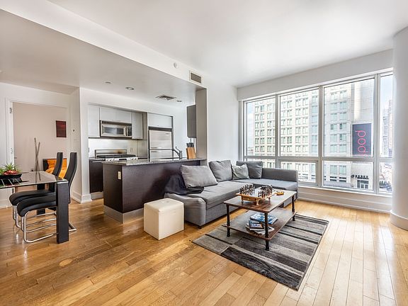 3rd image of 350 W 42nd St APT 9B