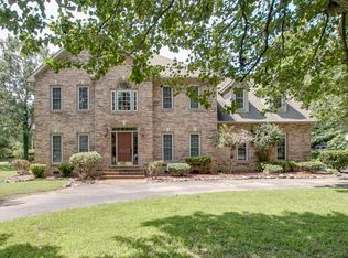 116 Blantonwood Dr, Tullahoma, TN 37388