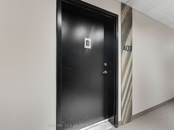 2nd image of 302 Essa Rd #403