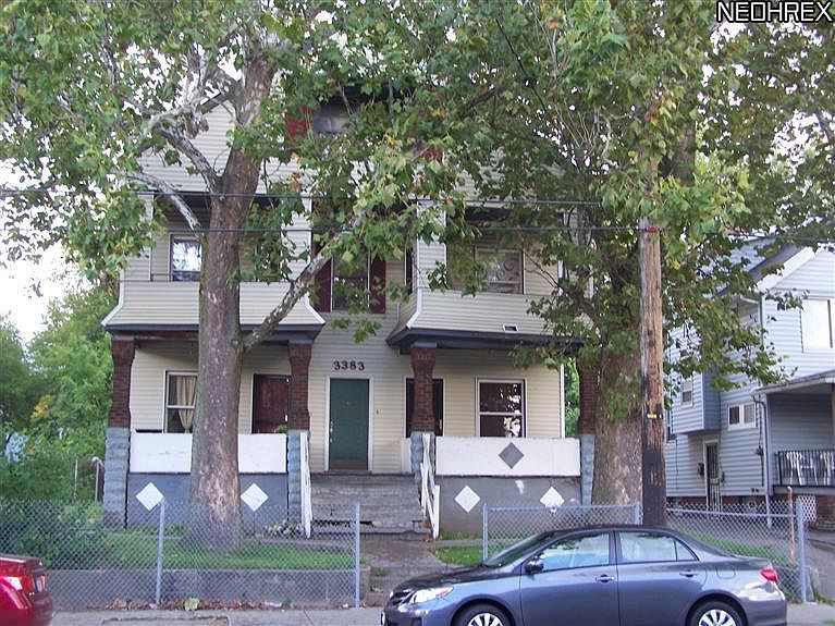 1st image of 3383 E 116th St