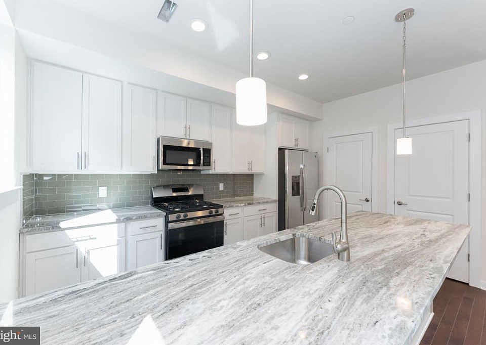 1st image of 2139 Kensington Ave Lot 59