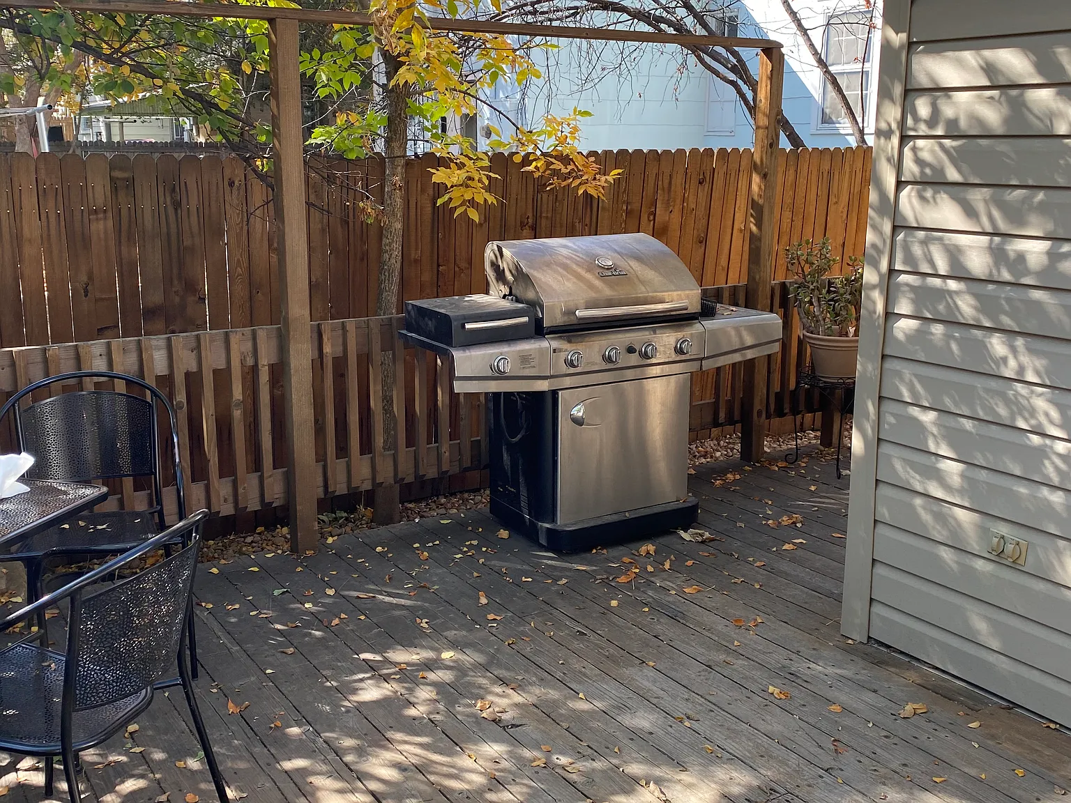 4 bed, 1673 sqft, $4,200 — Photo 4