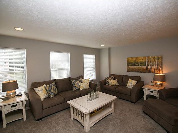 2nd image of 154 Cinque Terra Pl
