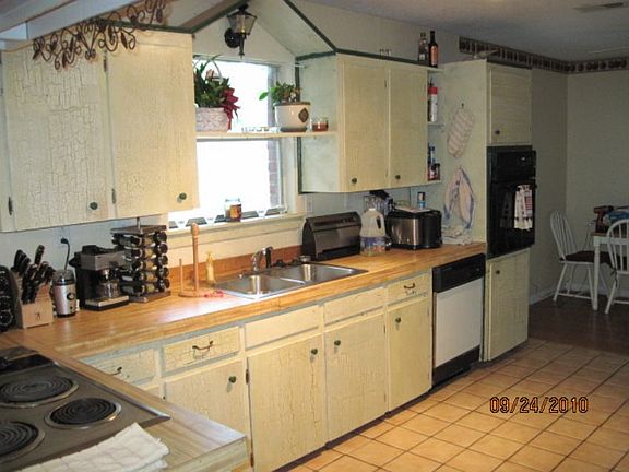 3rd image of 1010 S 29th St