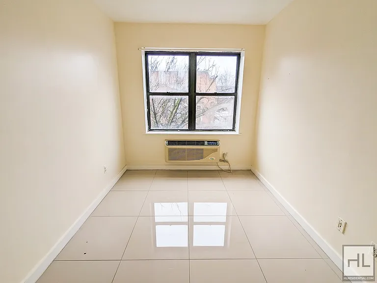 415 Gates Ave #4-F — Photo 4