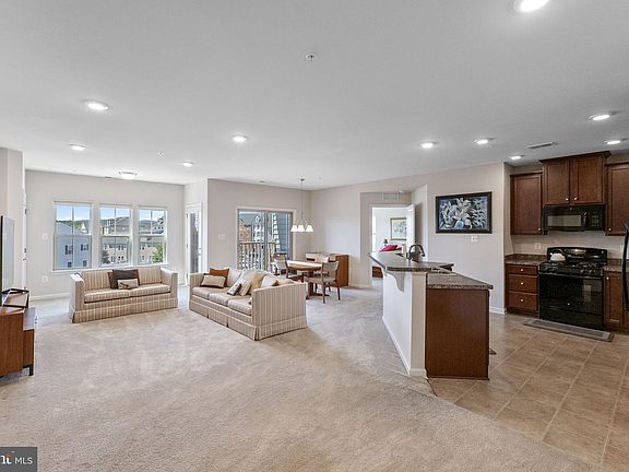 4th image of 4851 Finnical Way Unit 301