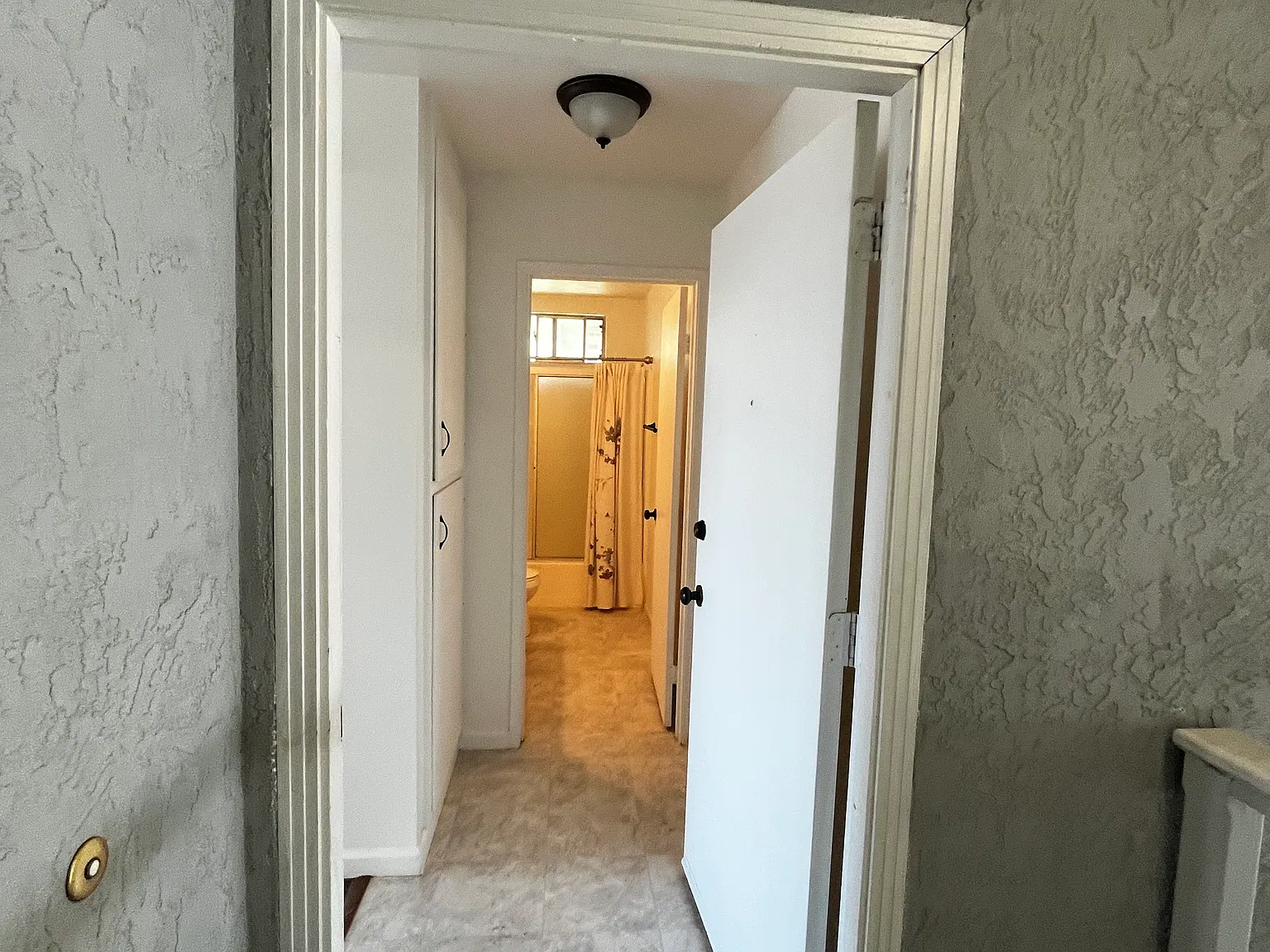 1 bed, 550 sqft, $1,550 — Photo 4