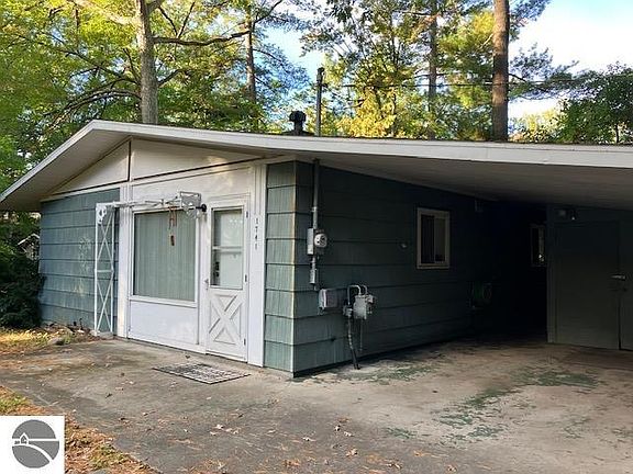 5th image of 1741 Indian Woods Dr
