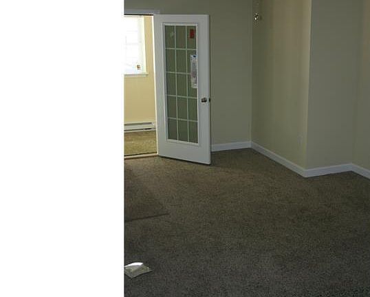 4th image of 524 W Uwchlan Ave