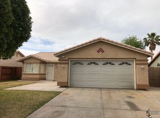 659 Baywood St, Imperial, CA 92251