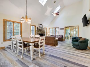 84 Short Hill Rd, Lake Harmony, PA 18624