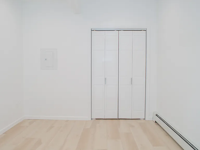 144 Saint James St #2B — Photo 4