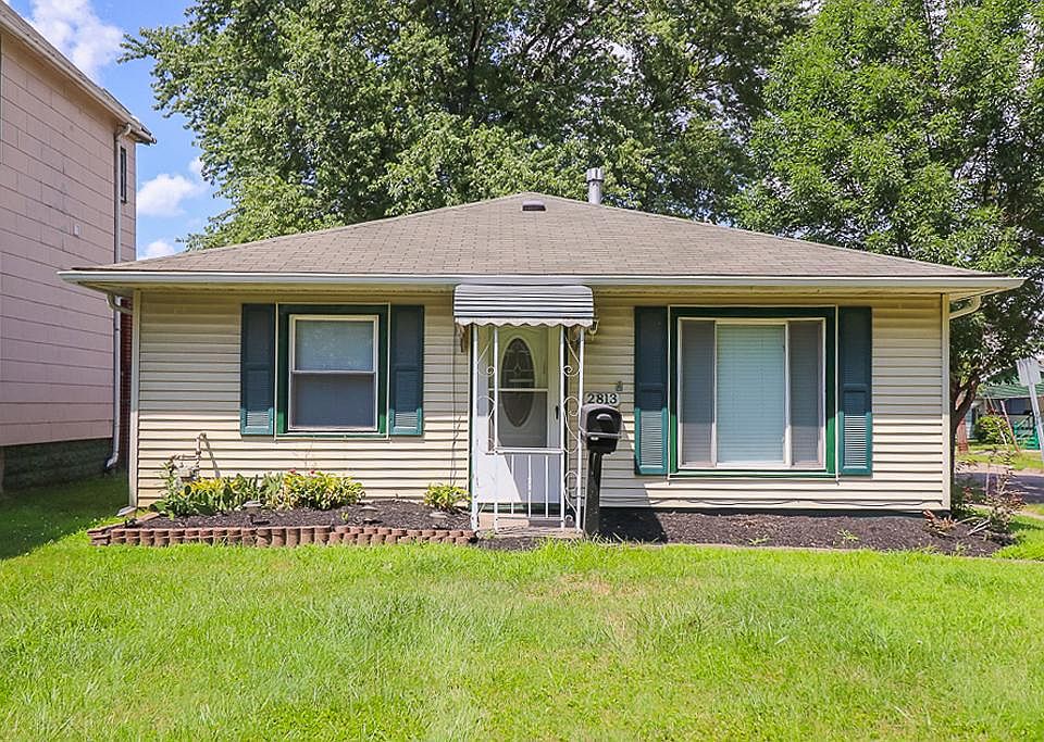1st image of 2813 Hermit Ave