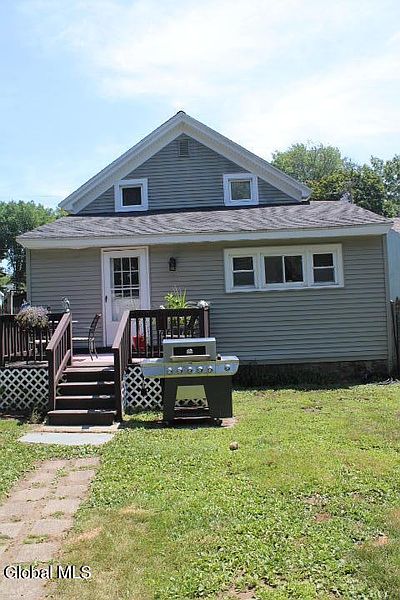 3rd image of 523 Lower Wright Street