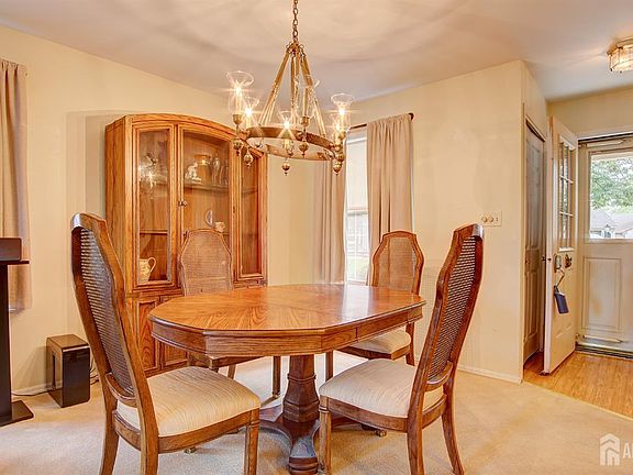 4th image of 124 Concordia Cir #A