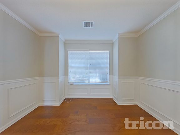 4th image of 6985 Borowood Ln