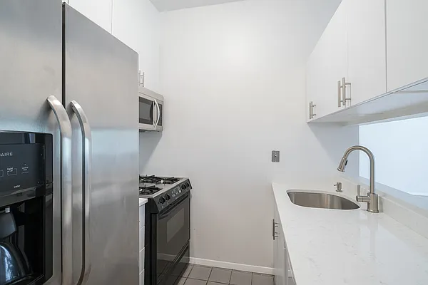 Sold by Stribling | media 3