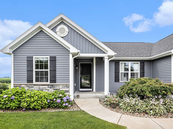 9224 Cottage Gln, Richland, MI 49083