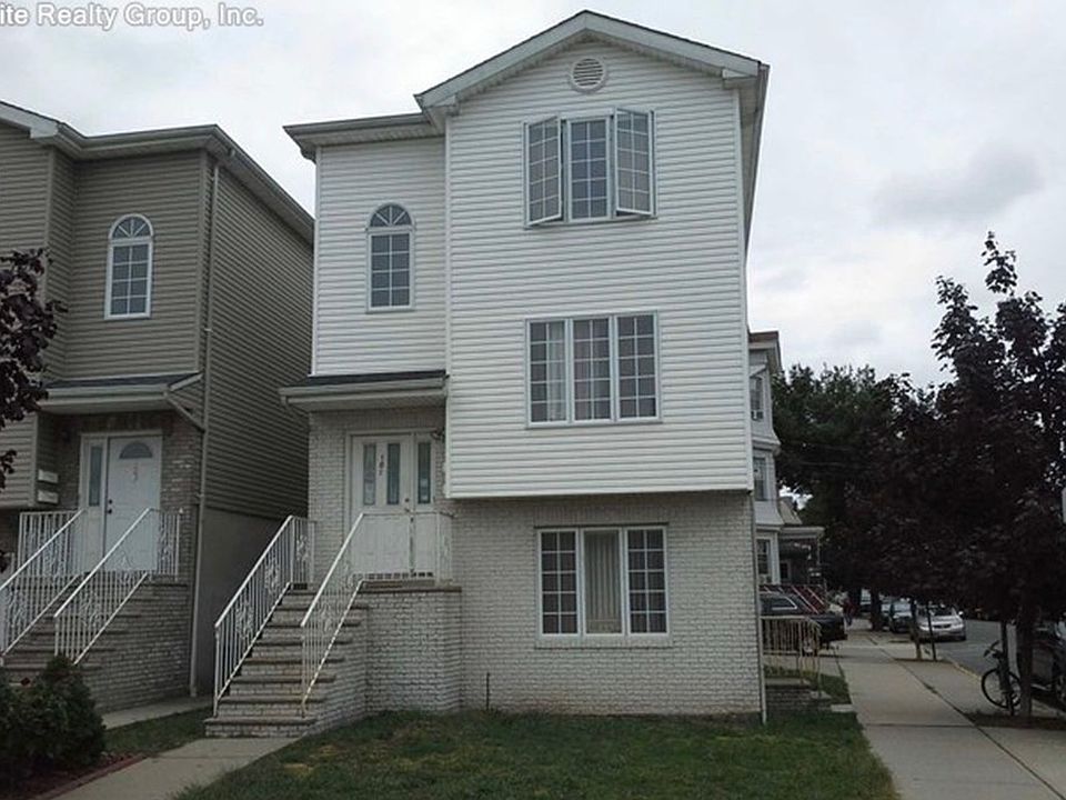1st image of 101 Manor Ave