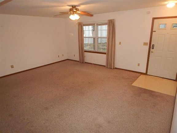 4th image of 1214 Marquette Ave #1214