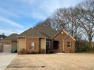 121 Chad Dr, Jasper, TN 37347