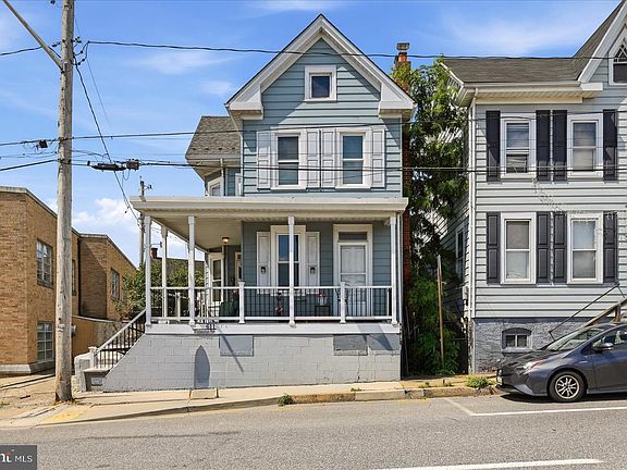 3rd image of 611 Washington Ave