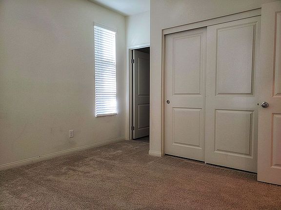 3rd image of 8218 Oakhaven Ct