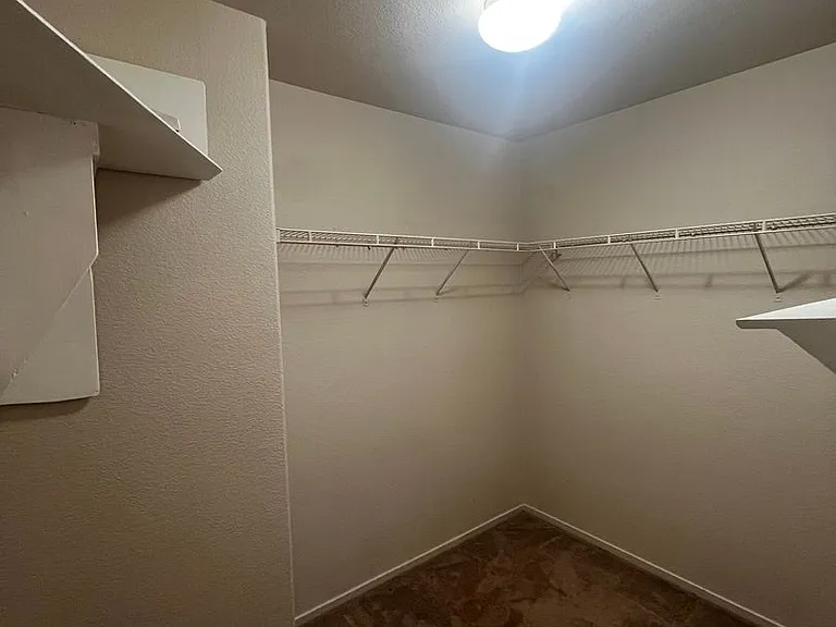 228 Positive Point St — Photo 9
