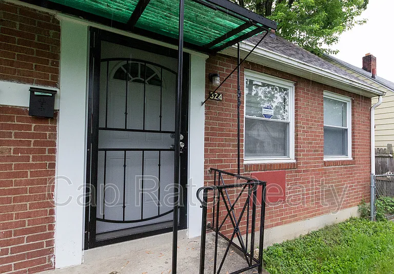 324 S Powell Ave — Photo 1