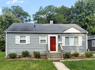 10 Walnut Pkwy, Crown Point, IN 46307