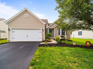 1447 Creekview Dr, Marysville, OH 43040