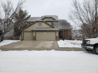 4024 Hawthorne Cir, Longmont, CO 80503