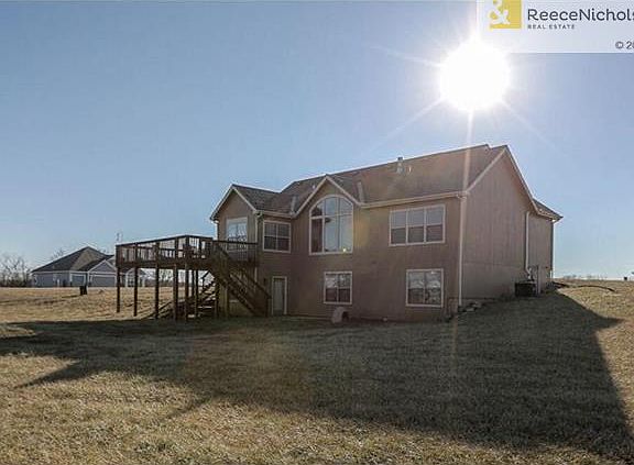 4th image of 25162 Duncan Dr