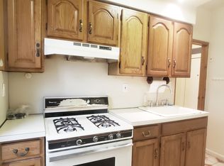 30-87 44th St #1F, Astoria, NY 11103