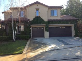 28454 Incline Ln, Saugus, CA 91390