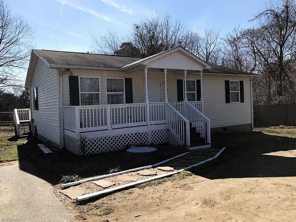 1st image of 2320 Pleasant St