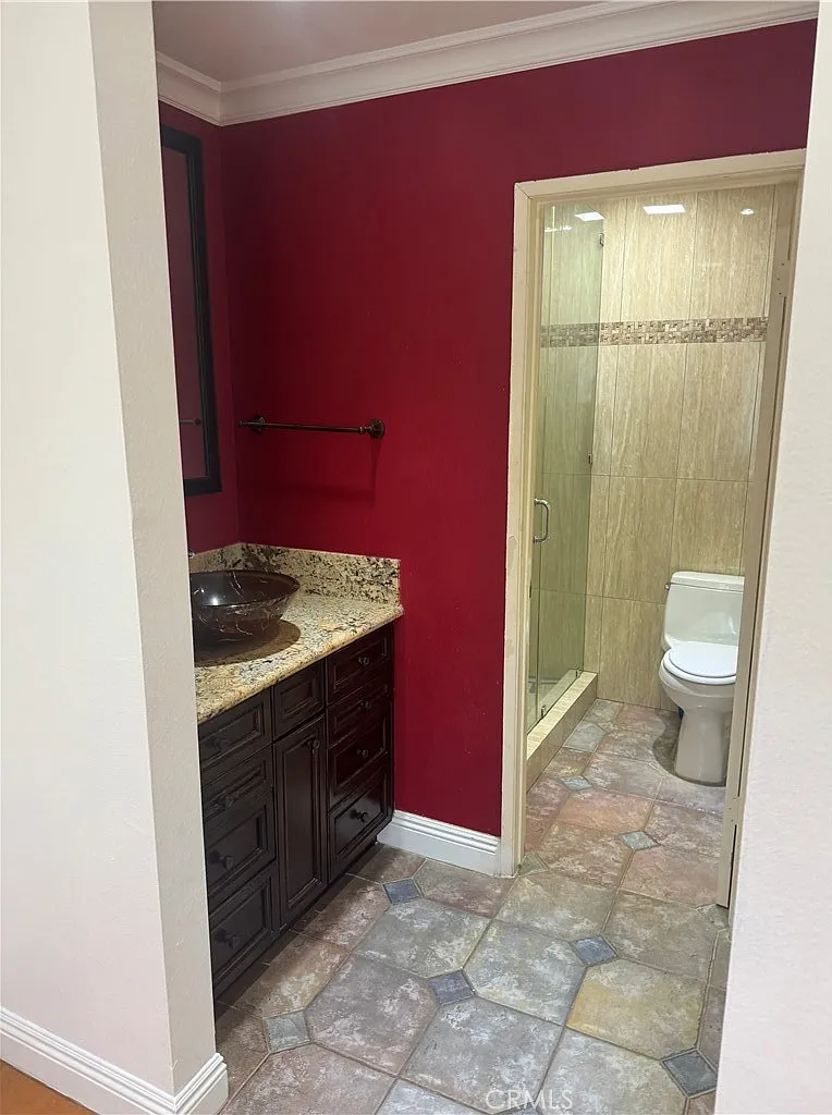 2 bed, 1011 sqft, $2,950 — Photo 3