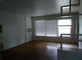 30, Long Beach, CA 90802