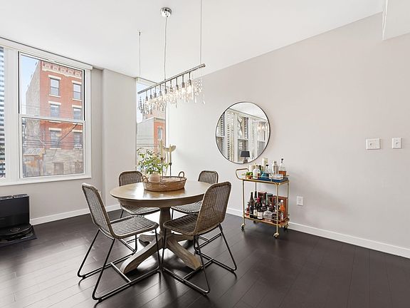 5th image of 93 Bright St #2