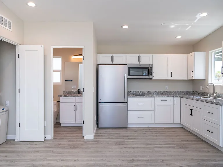 2441 McCulloch Blvd — Photo 13