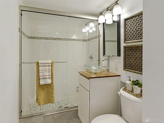 bathroom in basement