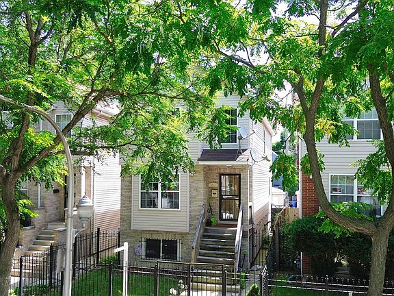 3rd image of 1511 S Karlov Ave