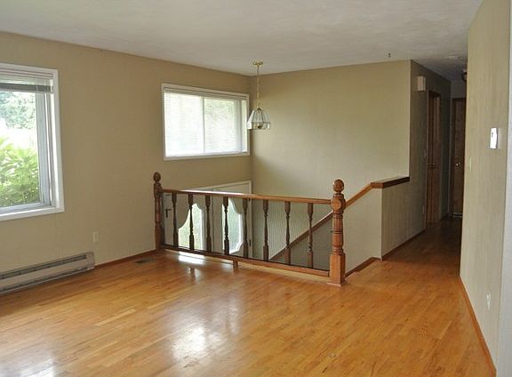 2nd image of 3027 59th Ct SE