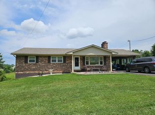 65 Courtland Cir, Galax, VA 24333