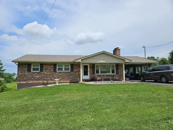 65 Courtland Cir, Galax, VA 24333