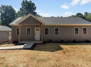 105 Minton Cir, Moneta, VA 24121